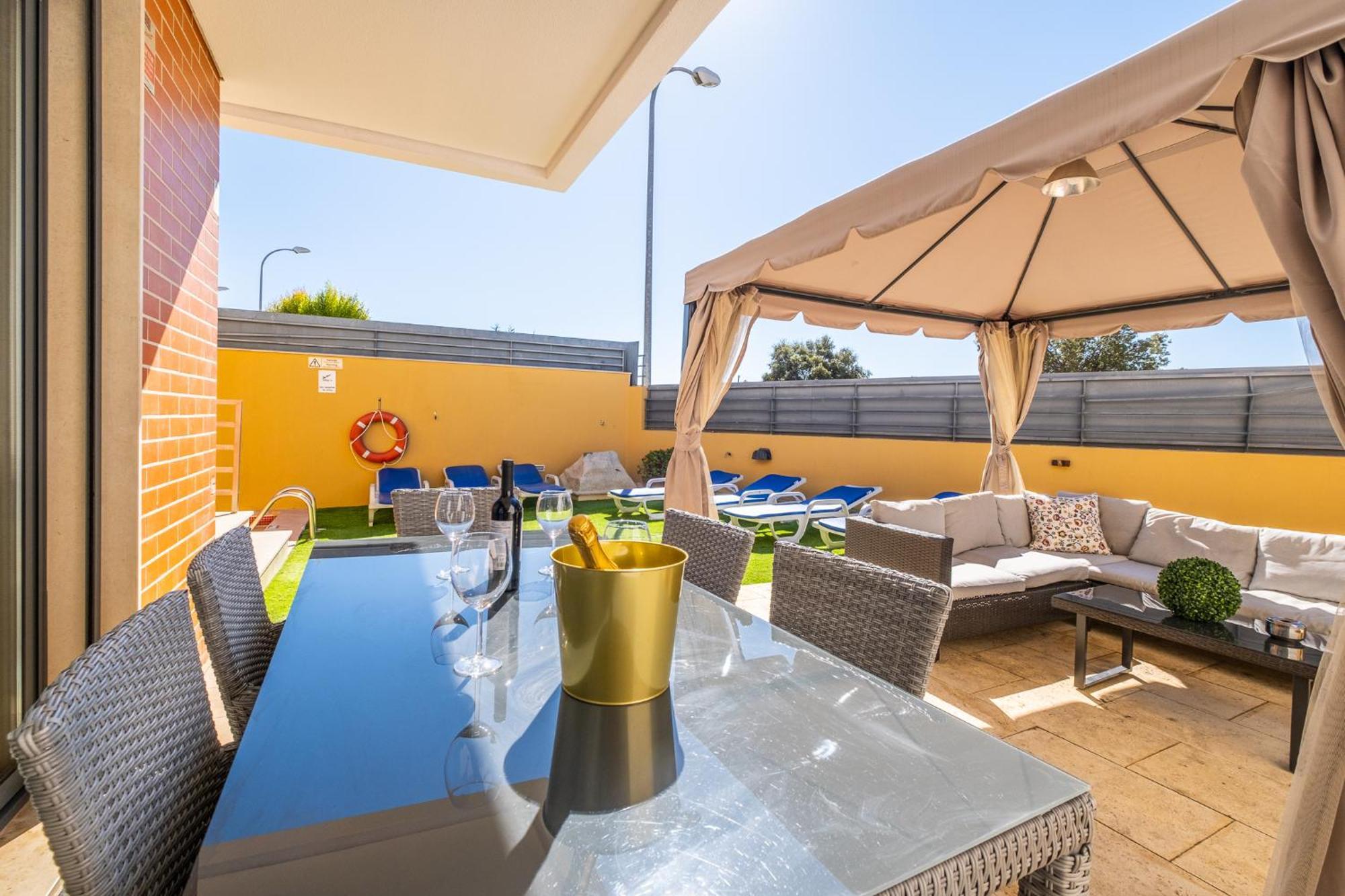 Cozy Villa With Pool And Barbecue Albufeira Luaran gambar
